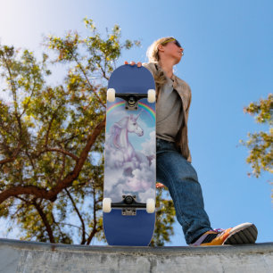 Skateboard Unicornio en las Nubes