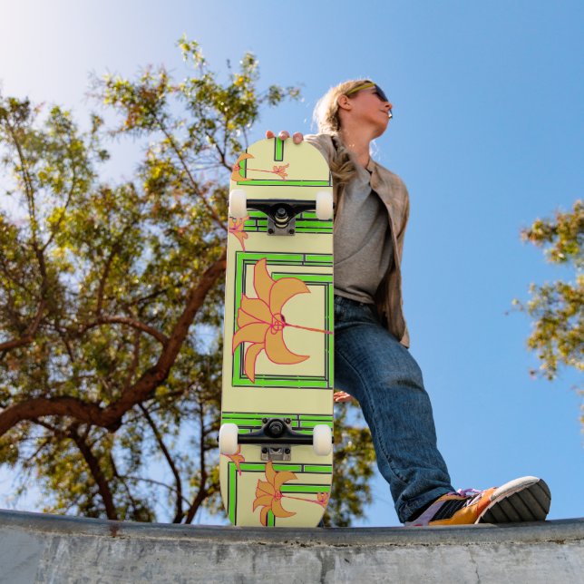 Skateboard Verde Amarillo Pálido Floral Geo (Exterior 1)