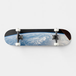 Skateboard Vigas Sunglint En Las Aguas Del Océano Pacífico