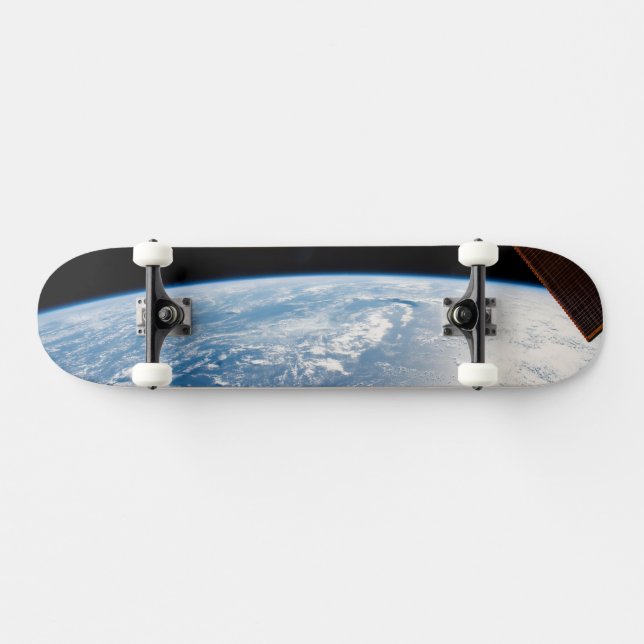 Skateboard Vigas Sunglint En Las Aguas Del Océano Pacífico (Horz)
