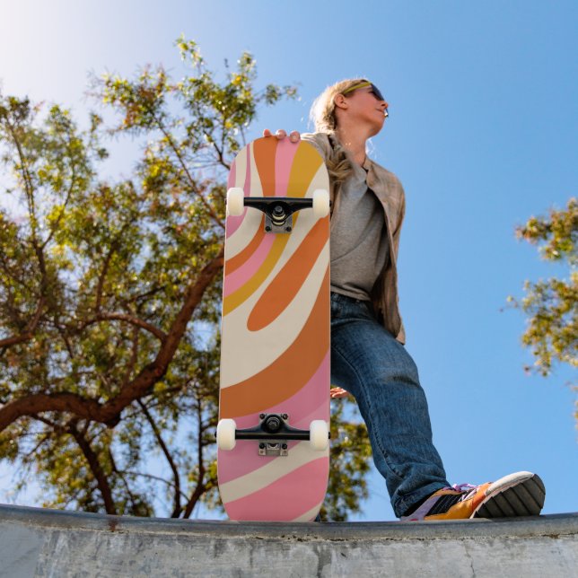 Skateboard Wavy Loops Trendy Whimsical Abstract Pattern (Exterior 1)