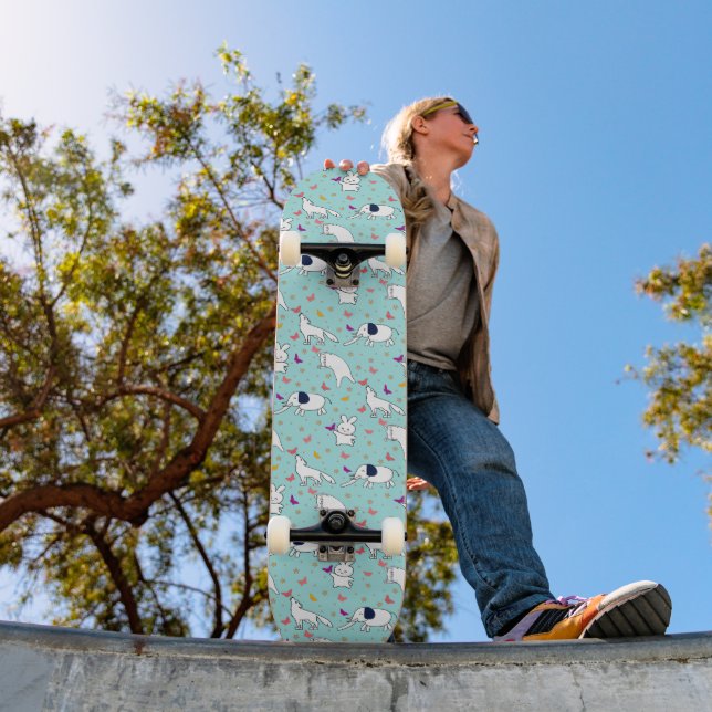 Skateboard Whimsical Wildlife Wonderland (Exterior 1)