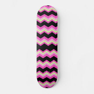 Skateboard zigzag fuchsia chevron rosado