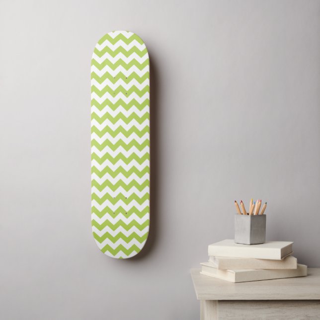 Skateboard Zigzag verde, Chevron verde, patrón geométrico (Arte de la pared)