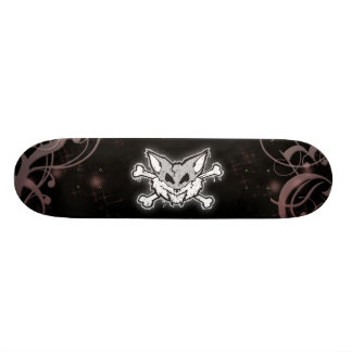 Skateboard zorro y bandera pirata