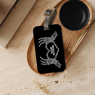 Skeleton Heart Hands Etiqueta de equipaje personal