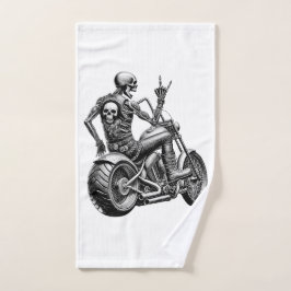 "Skull-Biker" auf heissem Motorrad