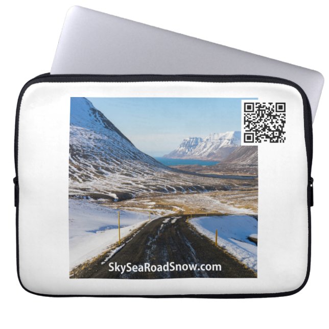 SkySeaRoadSnow - Funda para portátiles de 13" (Frente)