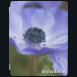 Smart Cover Para iPad Anémona azul<br><div class="desc">Anémona azul en la floración. Los pájaros y las floraciones son el pájaro #1 y la revista del jardín en Norteamérica. Nos enorgullecemos en la celebración de la "belleza en su propio patio trasero" cubierta una amplia gama de temas tales como observación de pájaros, atrayendo colibríes, los birdhouses constructivos, cultivando...</div>