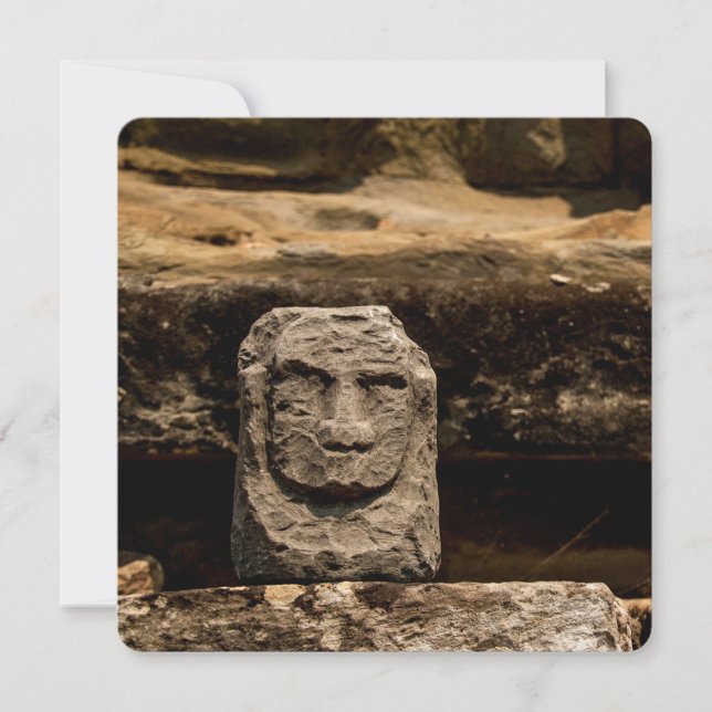 Smiling Stone Totem Cambodia Card (Anverso)