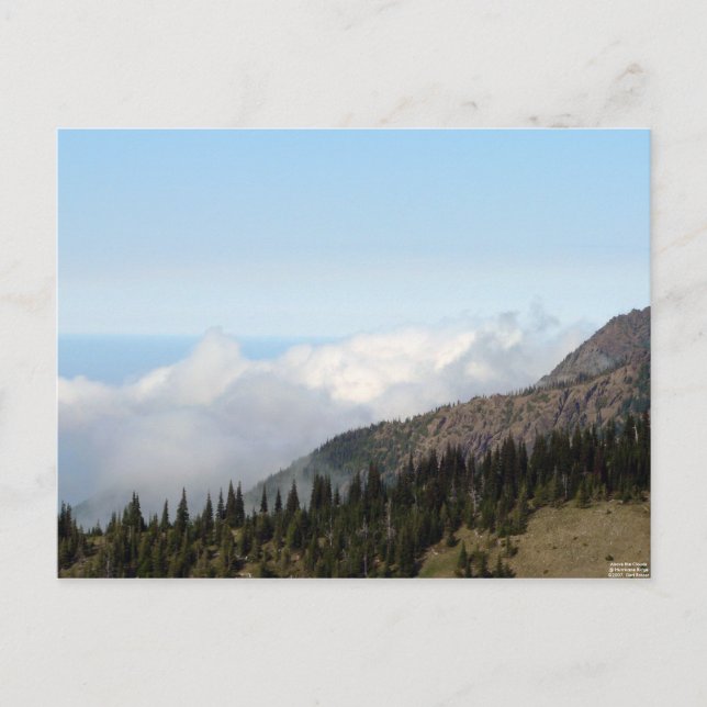 Sobre la tarjeta postal de nubes (Anverso)