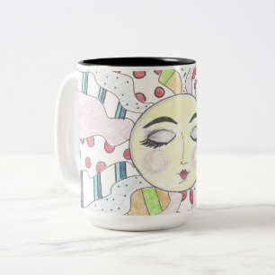 Sol colorido y pacífico - taza de café de dos tono