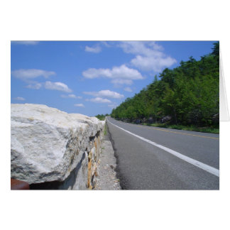 Soledad en el lado de la carretera