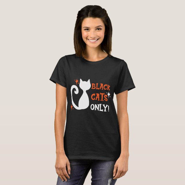 Solo gatos negros camiseta gráfica de Halloween (Anverso completo)