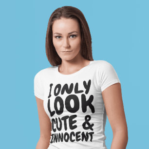 SOLO ME VEO BONITA E INOCENTE camisetas divertidas