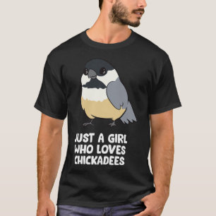 Solo un Chica que ama la camiseta de los pájaros 