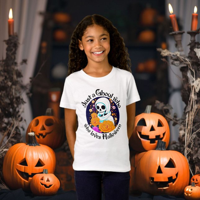 Solo una chica que ama la camiseta de Halloween (Subido por el creador)