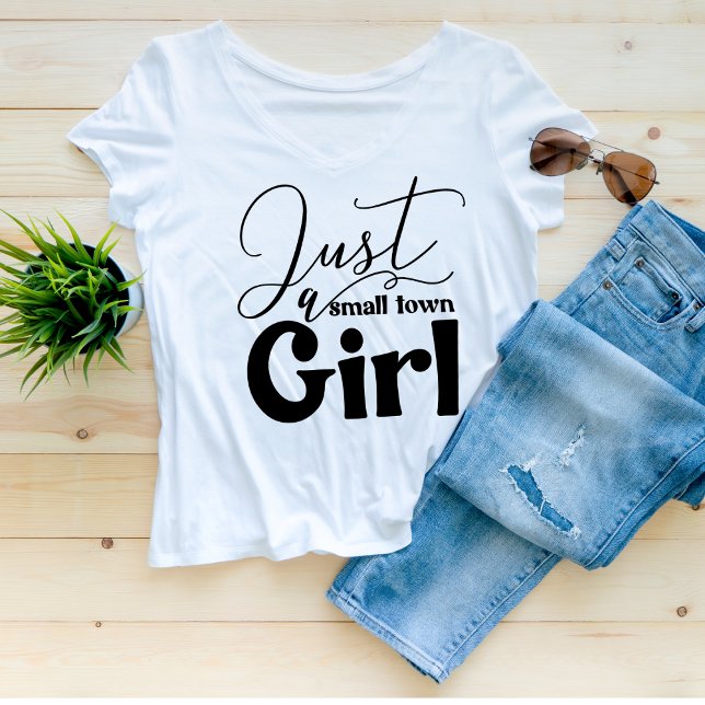 Solo una pequeña camiseta chica de pueblo (Subido por el creador)