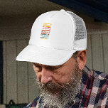 Sombrero de camión de abuelo retro<br><div class="desc">El sombrero del abuelo retro es un regalo impresionante para el abuelo. El colorido tipo de letra vintage con un diseño moderno lo convierte en el perfecto Día del Padre,  día de los abuelos o regalo de cumpleaños para él este año.</div>