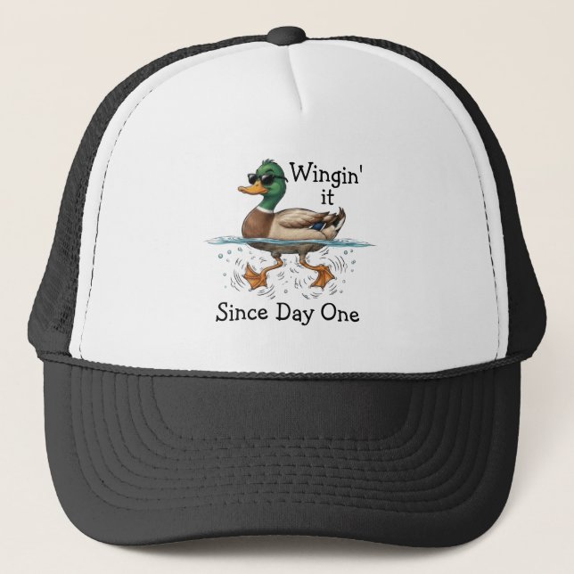Sombrero de pato improvisando (Anverso)