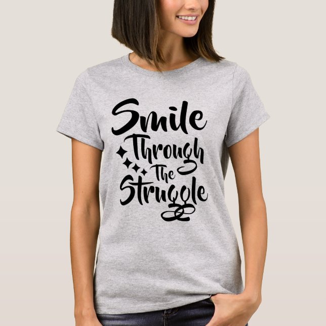 Sonrisa a través - Mensaje positivo en camiseta (Anverso)