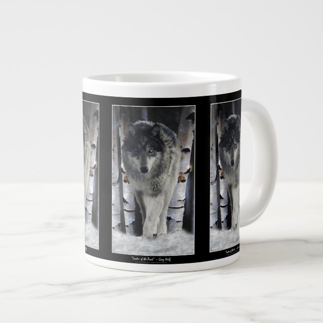 Sopa gigantesca de lobo y bosque o taza de café (Derecha)