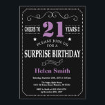 Sorpresa 21ª invitación de cumpleaños morado y neg<br><div class="desc">Sorpresa 21 cumpleaños Invitación a la tipografía púrpura y negra. Pizarra. Fondo blanco y negro. Cumpleaños de adultos. Cumpleaños de hombres o mujeres. Invite a un niño o a una Chica. 13.º 15.º 16.º 18.º 20.21.30.40.50.60.70.80.90.100. Cualquier edad. Para una mayor personalización, haga clic en el botón "Personalizar" y utilice nuestra...</div>