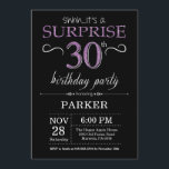 Sorpresa 30 cumpleaños invitación negro y morado<br><div class="desc">Sorpresa 30 cumpleaños invitación con fondo negro y morado Purpurina.Pizarra. Cumpleaños de adultos. Invitar el cumpleaños de hombres o mujeres. Cualquier edad.
Para más personalización,  haga clic en el botón "Personalizar" y utilice nuestra herramienta de diseño para modificar esta plantilla.</div>