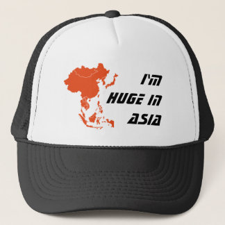 Soy enorme en gorra del camionero de Asia