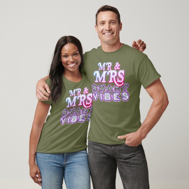 Sr. Y Mrs Smart Vibes Elegante Camiseta Oscura Bás (Unisexo)