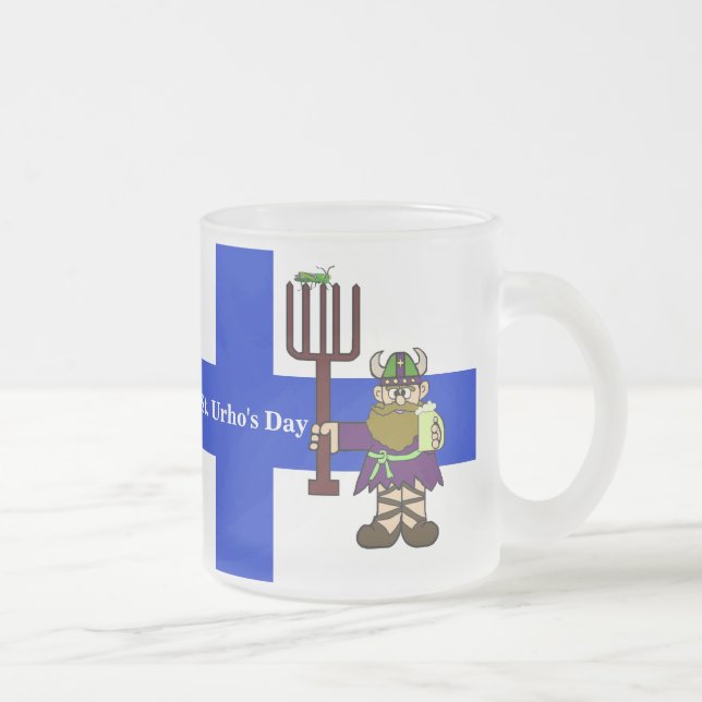 St. Urho con la taza de cerveza finlandesa de la (Derecha)