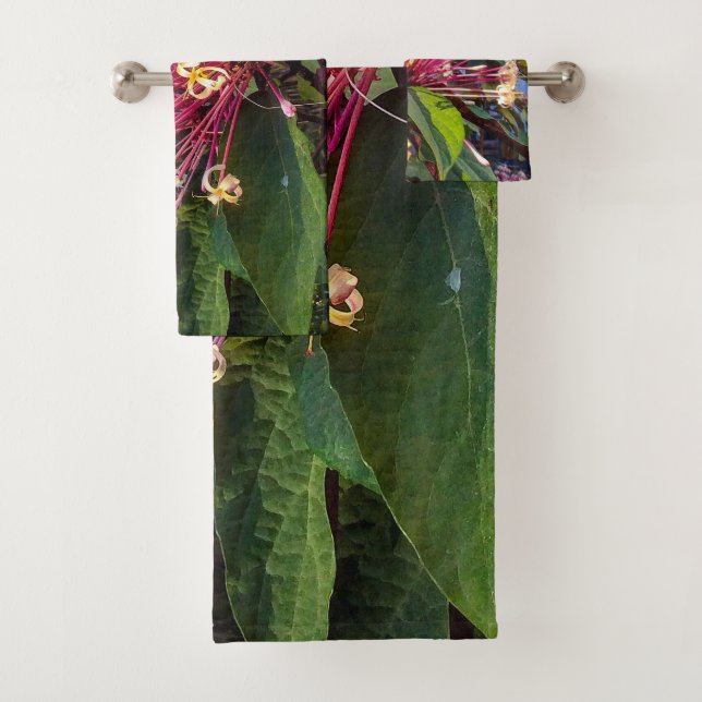 Starburst Clerodendrum Flowers Set Toalla (In situ)