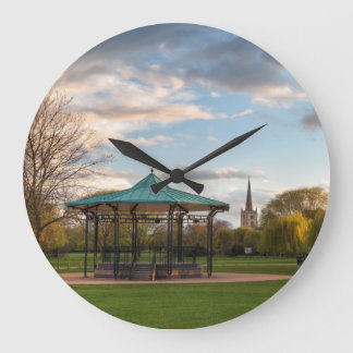 Stratford sobre el reloj grande Avon