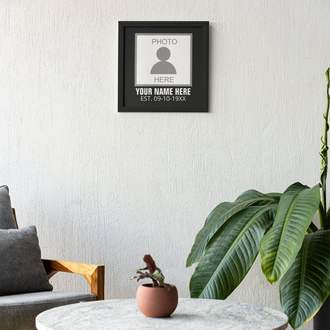 Su foto aquí Nombre y edad (Subido por el creador)