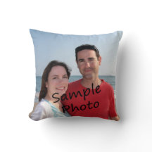 Su foto en una almohada