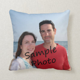 Su foto en una almohada