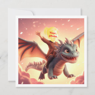 Su hijo volando en un dragón lindo, tarjeta de dra
