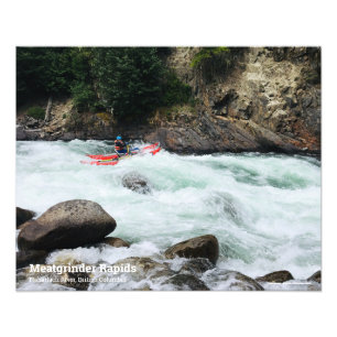 Su Propia Foto De Rafting River Con Título