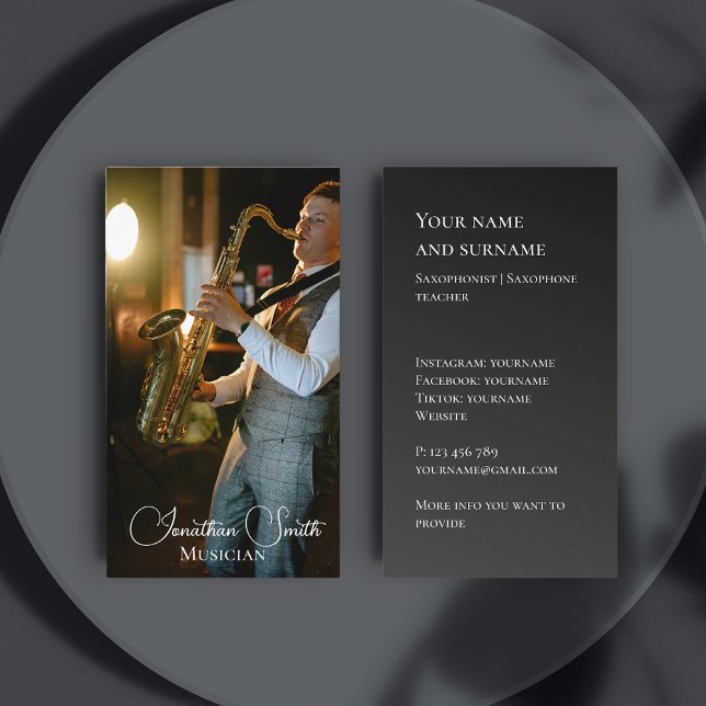 Su propia tarjeta de visita para el músico de Jazz (Subido por el creador)