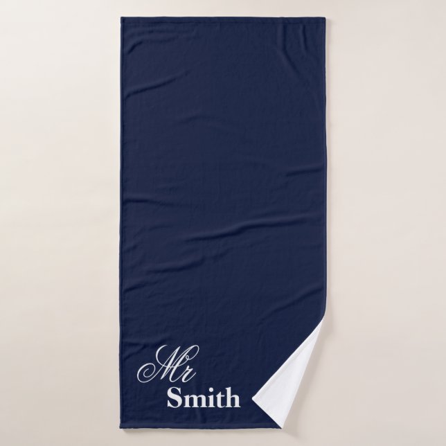 Su Sr. conocido Smith White Typography Navy (Toalla de baño)