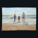 Su toalla de cocina con texto Personalizado<br><div class="desc">Toallas de cocina de personalizado y texto - Único su propio diseño - Familia personalizada / Amigos o toalla de mano personal / regalo - Añadir su texto y foto - Redimensionar y mover elementos con la herramienta de personalización ! Elija fuente / tamaño / color! Buena suerte - Estar...</div>