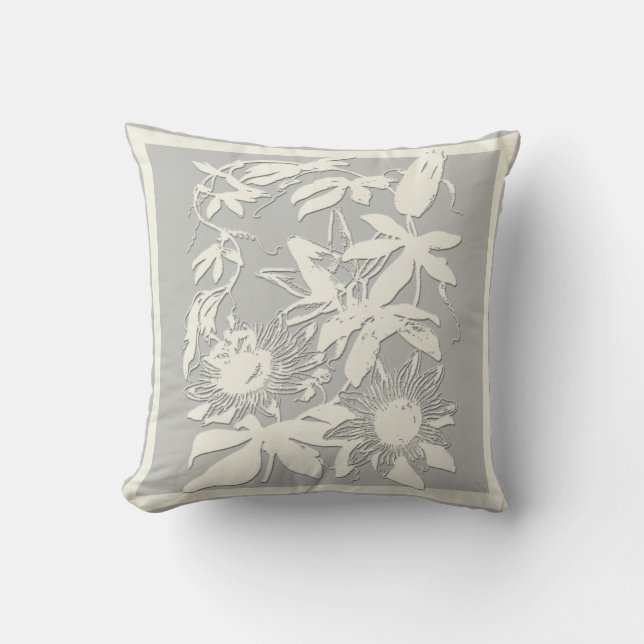 Suave almohada floral gris y blanca (Anverso)