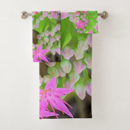 Suculento sedum rosa caliente con hojas verdes flo