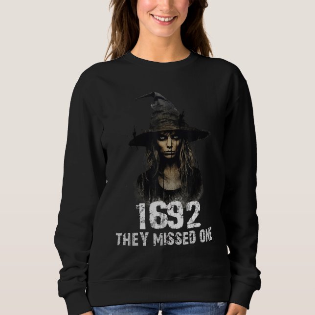 Sudadera 1692 Perdieron Un Halloween Salem Gracioso (Anverso)