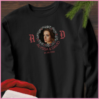 Sudadera 1 Photo Red Monogram Husband & Wife Name Men’s