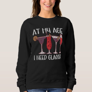 Sudadera A Mi Edad Necesito Glasses Wine Retro Vintage