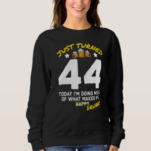 Sudadera Acabo de cumplir 44 años bebiendo cerveza 44º cump