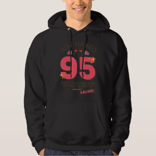 Sudadera Acabo de cumplir 95 años de beber vino 95º cumplea