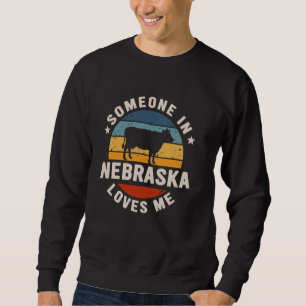 Sudadera Alguien En Nebraska Me Ama