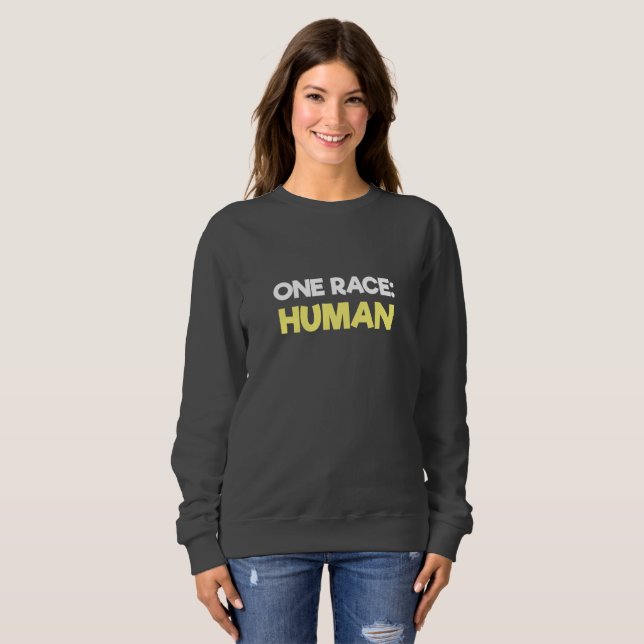 Sudadera Antirracismo una raza humana (Anverso completo)